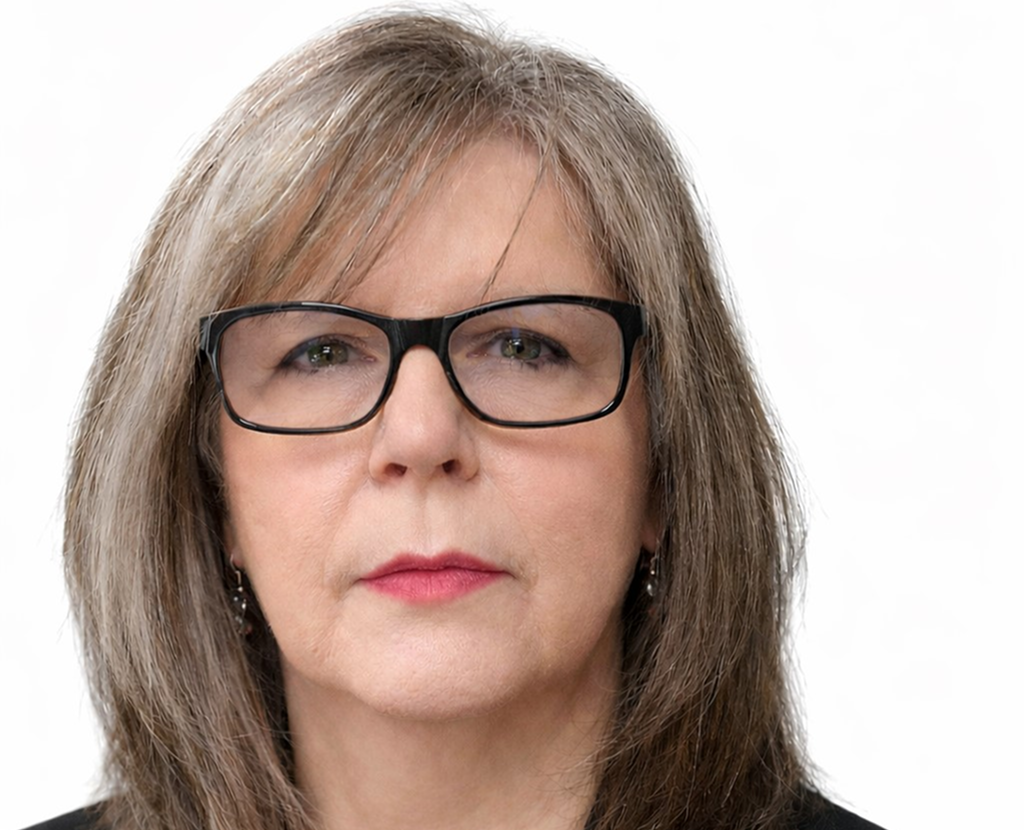 Portrait photo of Judith Hann